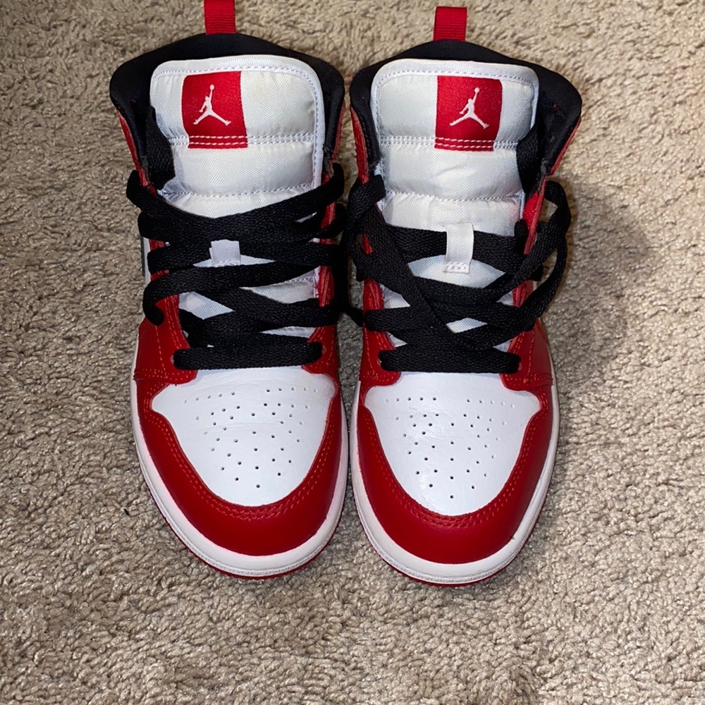 Boys Jordan 1s